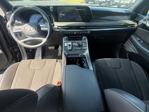 Used 2025 Hyundai Palisade Calligraphy AWD/4WD image 17