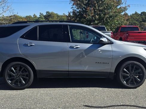 Used 2023 Chevrolet Equinox RS image 9