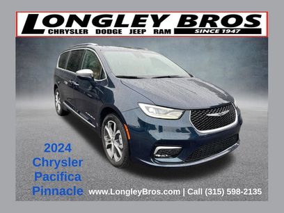 Used 2024 Chrysler Pacifica Pinnacle