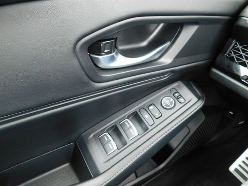 Used 2025 Honda Accord Sport image 23