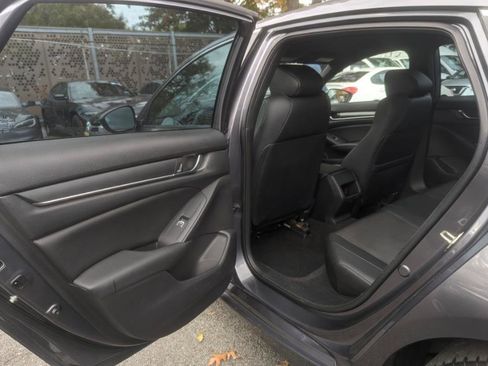 Used 2020 Honda Accord Sport image 10