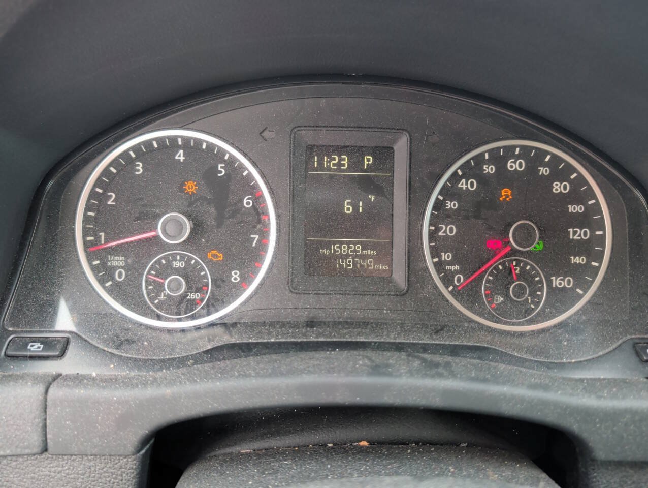 Used 2011 Volkswagen Tiguan S FWD image 37