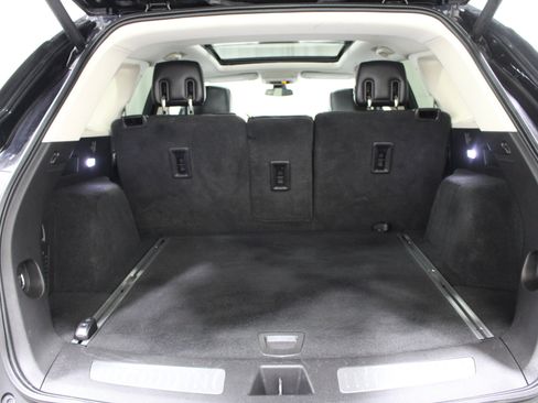 Used 2017 Cadillac XT5 Luxury w/ Driver Awareness Package AWD/4WD image 23