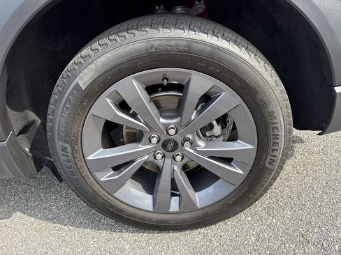Used 2023 Ford Explorer XLT w/ Equipment Group 202A AWD/4WD image 21