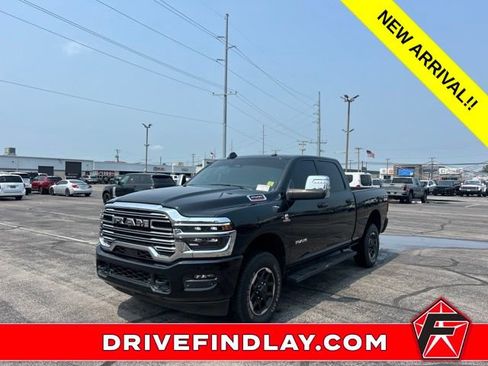 Used 2026 RAM 2500 Laramie AWD/4WD image 1