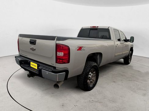 Used 2007 Chevrolet Silverado 3500 LTZ w/ Suspension Package, Off-Road AWD/4WD image 5