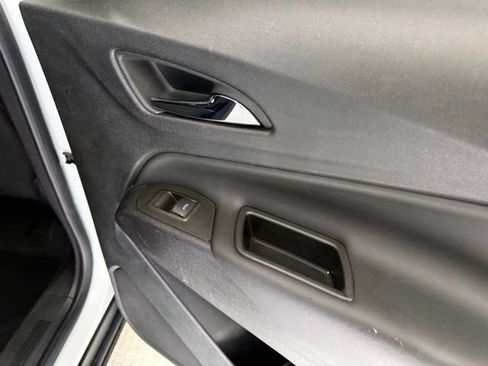 Used 2023 Chevrolet Equinox LT w/ LPO, Floor Liner Package AWD/4WD image 26
