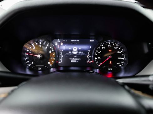 Used 2022 Jeep Compass Limited image 24