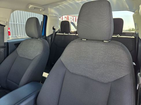 Used 2025 Ford Maverick XL FWD image 23