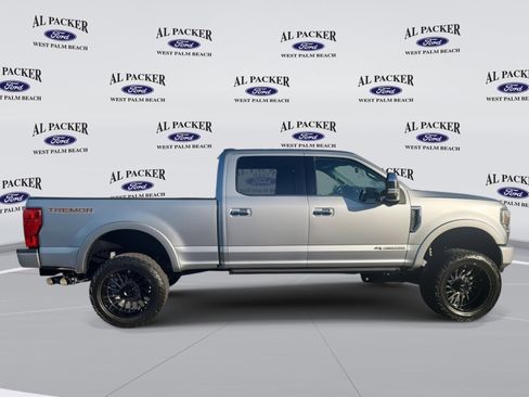 Used 2022 Ford F250 Platinum w/ Tremor Off-Road Package image 6