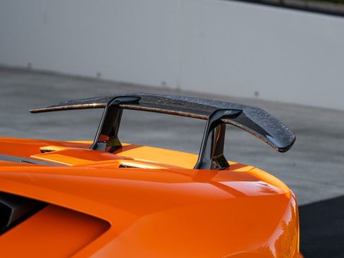 Used 2018 Lamborghini Huracan Performante image 13
