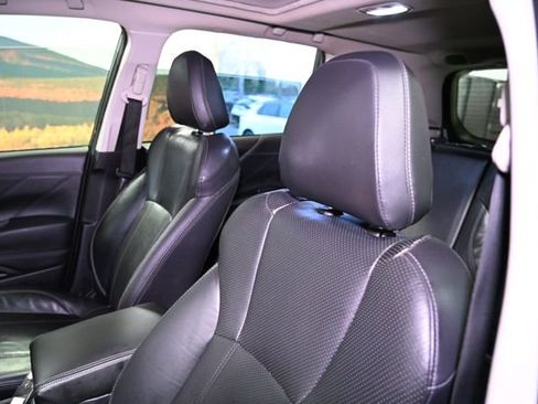 Used 2022 Subaru Forester Touring w/ Popular Package #2 image 22