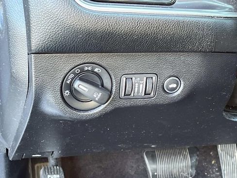 Used 2019 Dodge Challenger SXT w/ Driver Convenience Group image 25