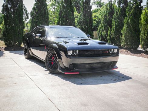 Used 2020 Dodge Challenger SRT Hellcat Redeye image 2