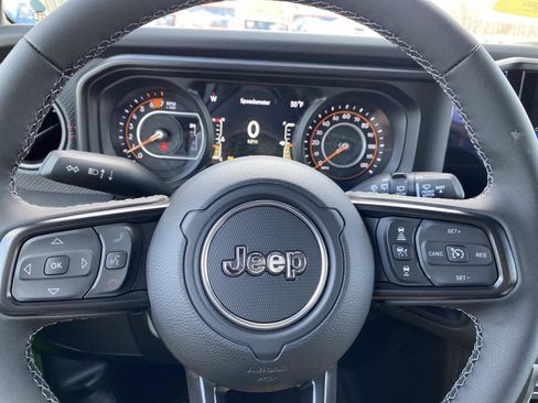 New 2026 Jeep Wrangler Unlimited Rubicon image 15