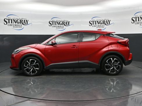 Used 2021 Toyota C-HR XLE FWD image 4