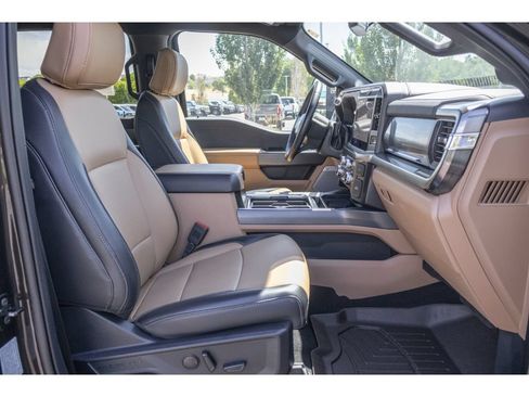 Used 2025 Ford F350 Lariat w/ Chrome Package AWD/4WD image 11