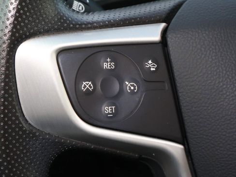 Used 2022 GMC Terrain SLE w/ Driver Convenience Package image 19