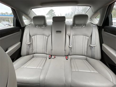 Used 2018 Genesis G80 3.8 image 18