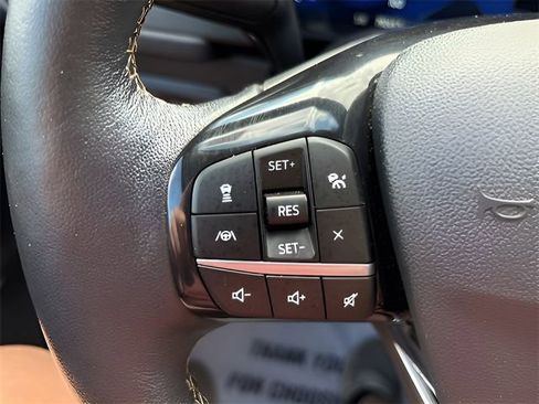 Used 2021 Ford Escape Titanium w/ Titanium Elite Package AWD/4WD image 12