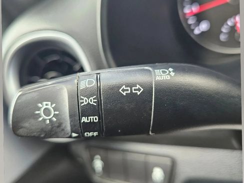 Used 2024 Kia Forte LXS FWD image 17