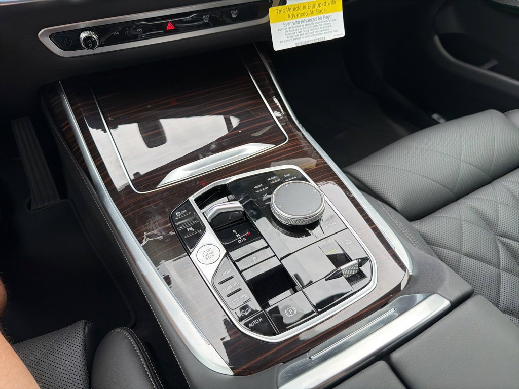 New 2027 BMW X7 xDrive40i AWD/4WD image 22