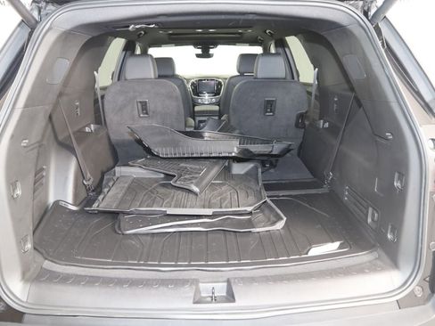 Used 2023 Chevrolet Traverse LT w/ LT Premium Package AWD/4WD image 51