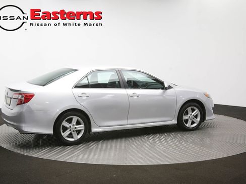 Used 2014 Toyota Camry SE FWD image 42