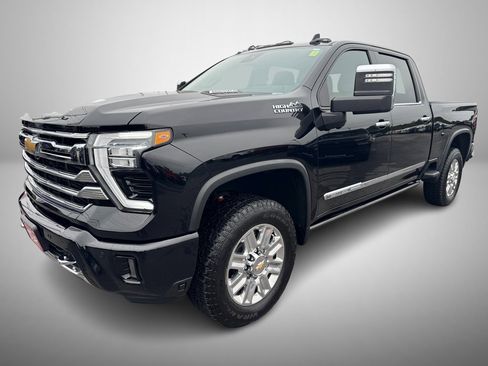 Used 2024 Chevrolet Silverado 2500 High Country w/ High Country Premium Package image 2