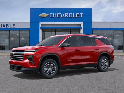 New 2026 Chevrolet Traverse LT w/ Driver Confidence Package image 2