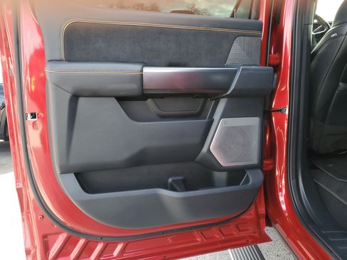 Used 2024 Ford F450 Platinum image 11