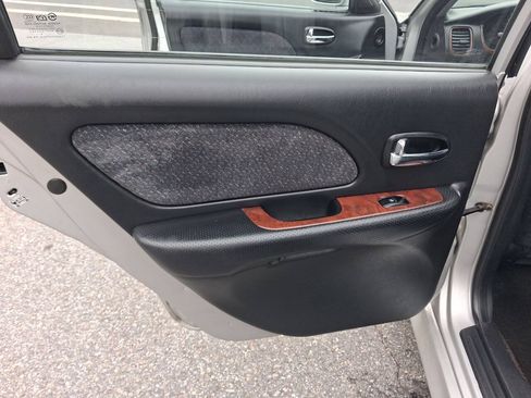 Used 2004 Hyundai Sonata FWD image 15