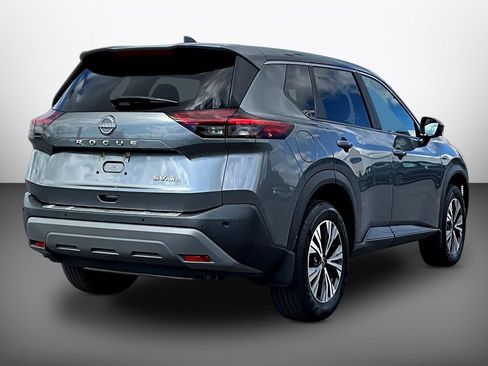 Used 2023 Nissan Rogue SV AWD/4WD image 6
