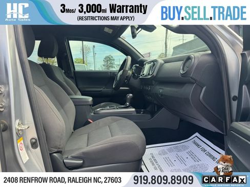 Used 2019 Toyota Tacoma TRD Sport w/ Technology Package image 21