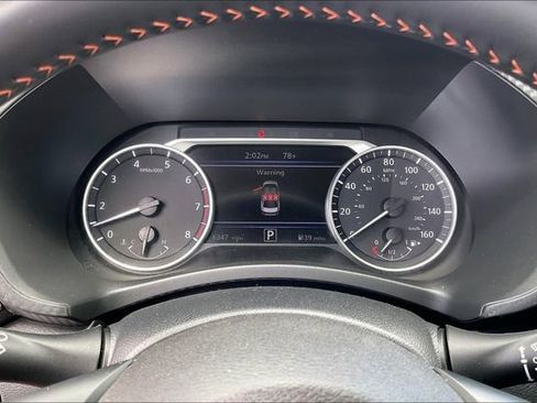 Certified 2025 Nissan Sentra SR FWD image 20
