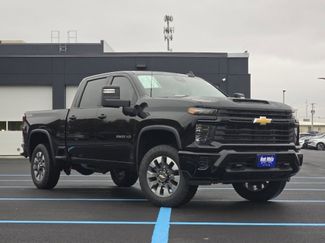 New 2026 Chevrolet Silverado 2500 Custom w/ Custom Convenience Package video 2