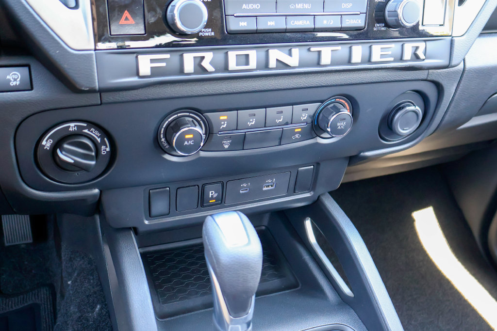 New 2026 Nissan Frontier SV w/ Tow Package AWD/4WD image 12