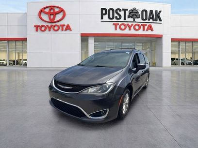 Used 2017 Chrysler Pacifica Touring-L