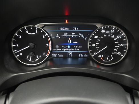 Used 2023 Nissan Altima 2.5 SR w/ SR Premium Package FWD image 15