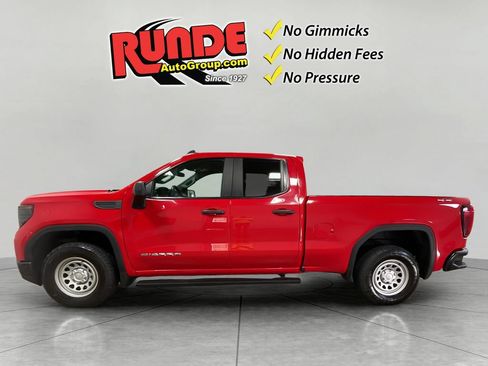 Used 2023 GMC Sierra 1500 Pro w/ Pro Value Package AWD/4WD image 3