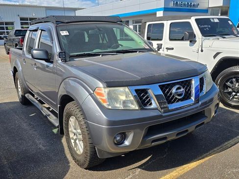 Used 2017 Nissan Frontier SV w/ SV Value Truck Package image 7
