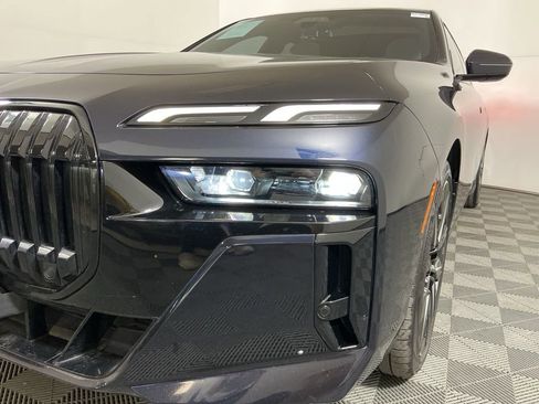 Certified 2024 BMW i7 xDrive60 image 9