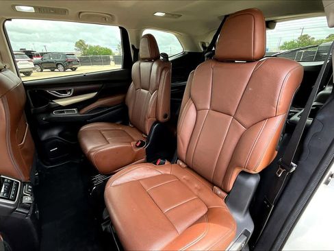 Used 2021 Subaru Ascent Touring AWD/4WD image 21