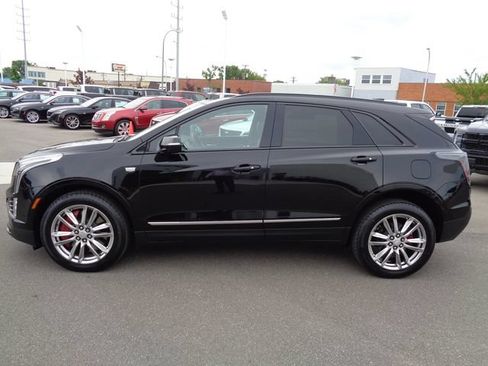 Certified 2023 Cadillac XT5 Sportv w/ Technology Package AWD/4WD image 11