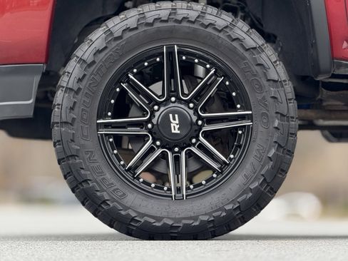 Used 2019 GMC Sierra 3500 Denali w/ Duramax Plus Package image 17