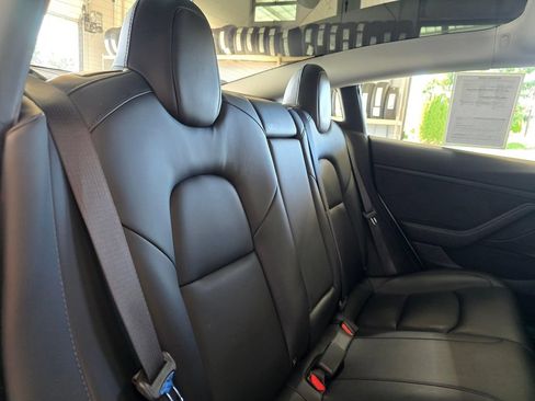 Used 2021 Tesla Model 3 Standard Range Plus RWD image 27