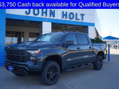 New 2026 Chevrolet Silverado 1500 Custom Trail Boss w/ LPO, Dark Essentials Package