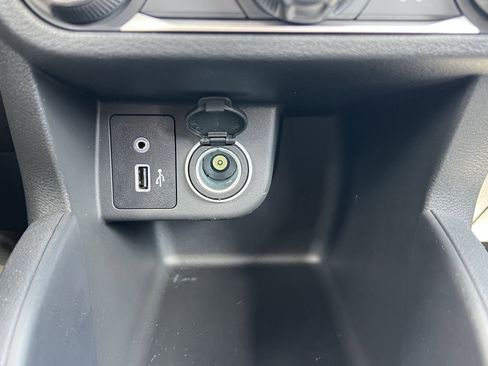 Used 2025 Nissan Kicks Play S image 7