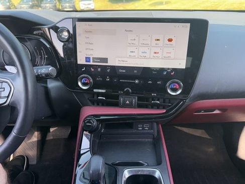 Used 2024 Lexus NX 350 AWD w/ Cold Area Package image 30
