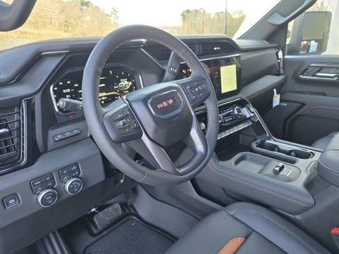 New 2025 GMC Sierra 2500 AT4 w/ AT4 Premium Plus Package image 17